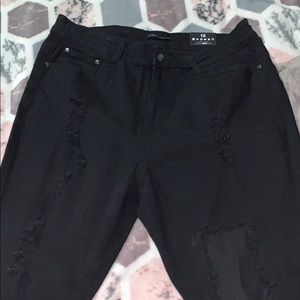 Fool For You Ankle Fashion Nova Jeans (BLACK)